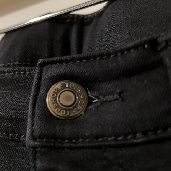 TOPSHOP | Black Skinny Jeans - Picture 3 of 6